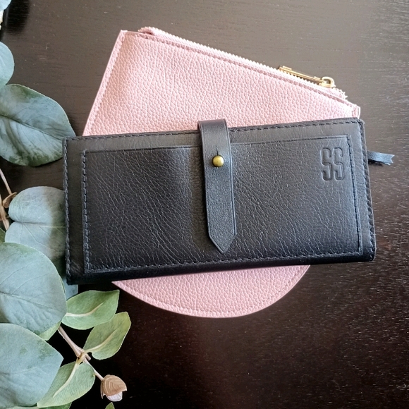 Madewell Handbags - HP•Madewell The Post Wallet